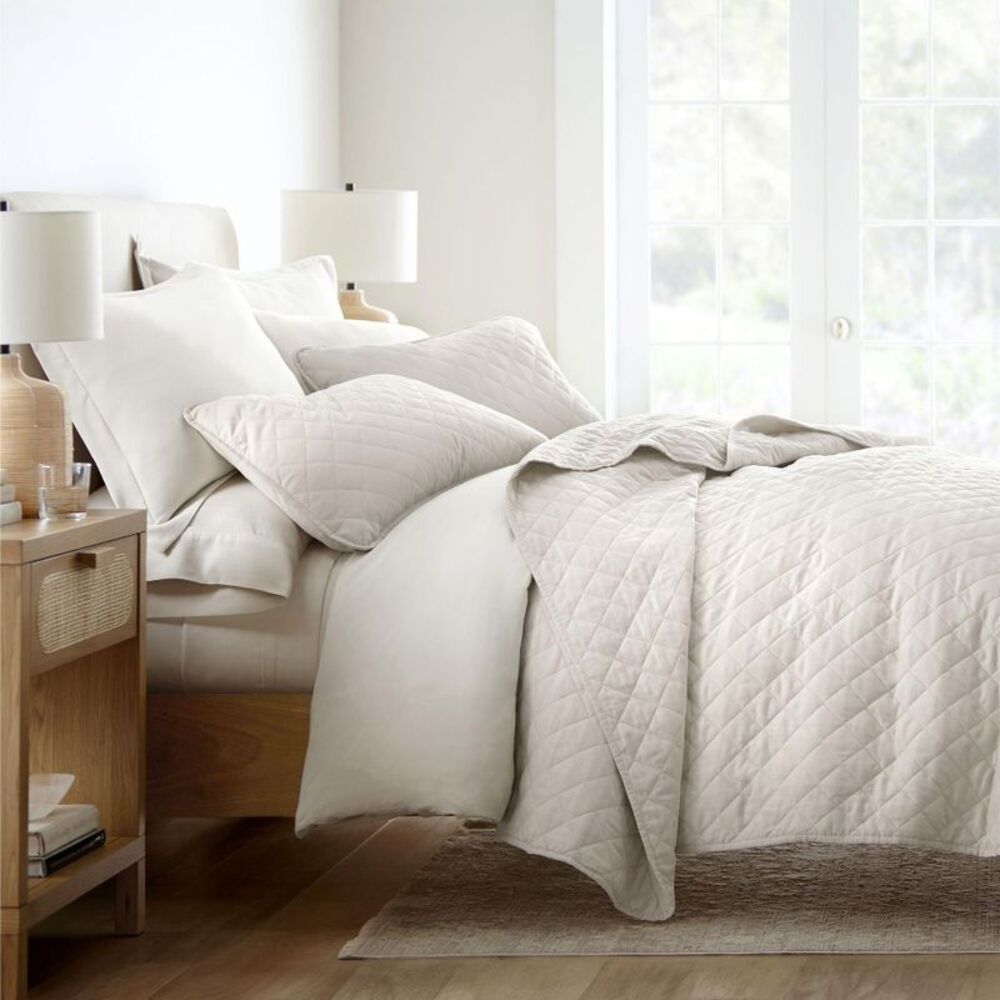 Stripes Floral and Diamonds Quilted Coverlet Set W Diamond Stitch/Natural